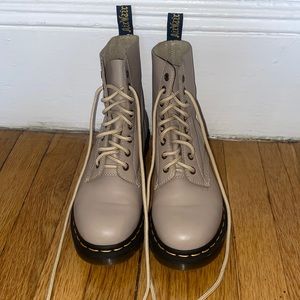 Dr. Martens 1460 Pascal